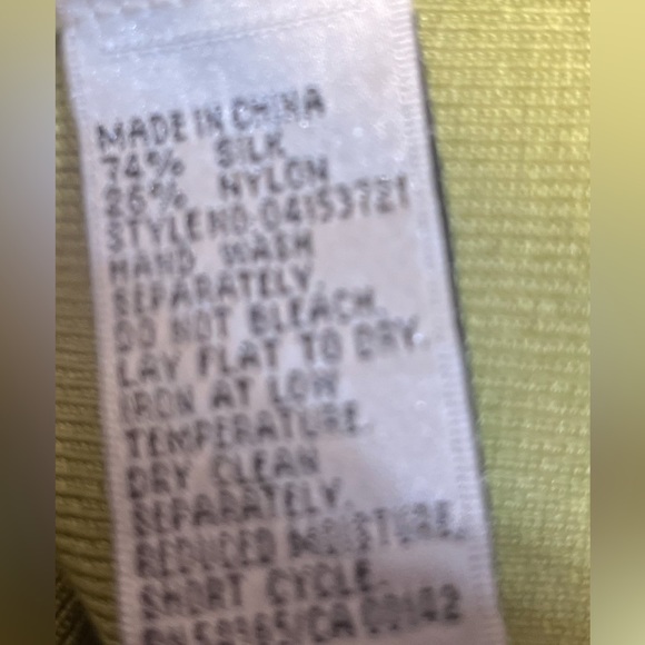 NWT Nygard Silk Blend Stylish Top!! - Picture 8 of 9